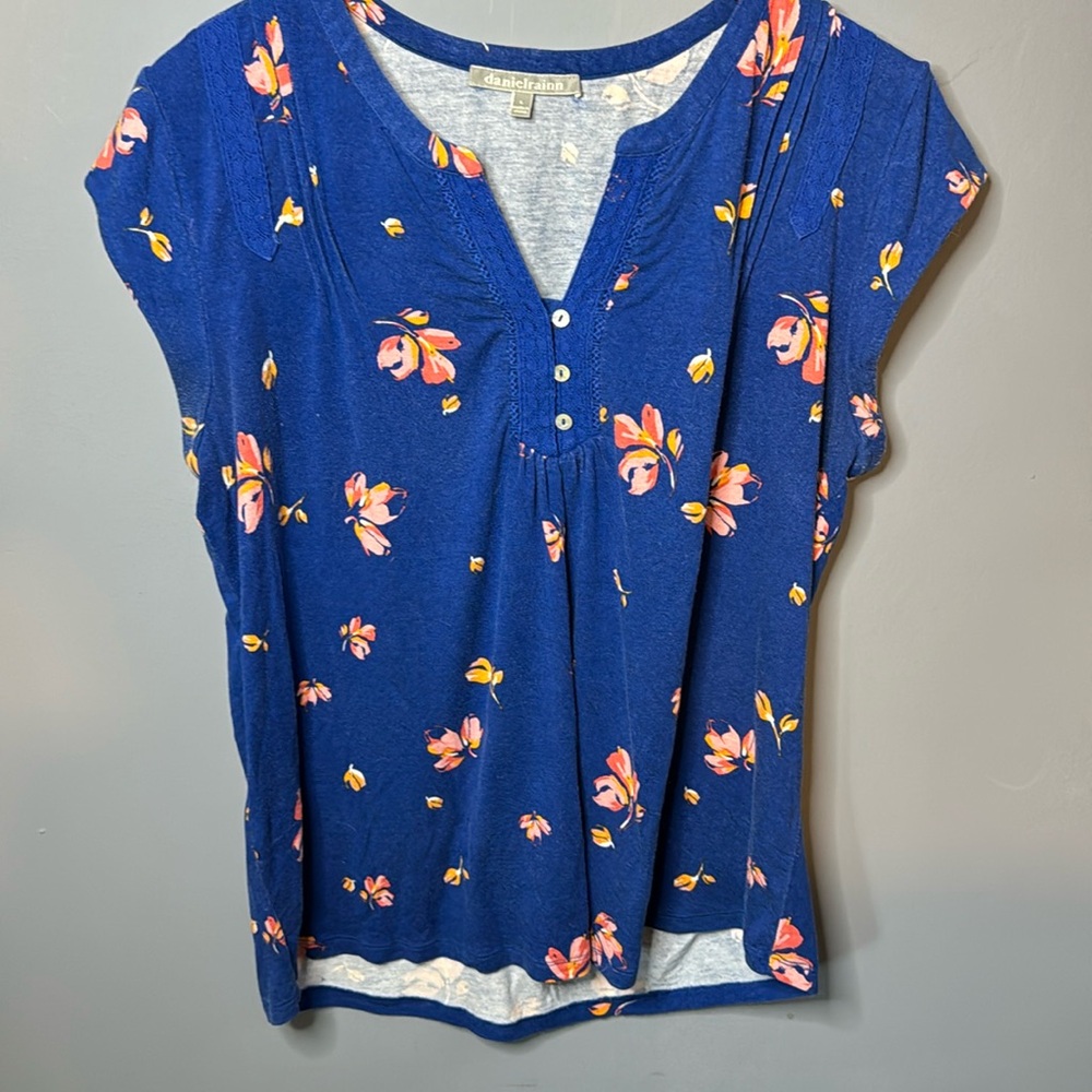 danielrainn flower print blouse Size L